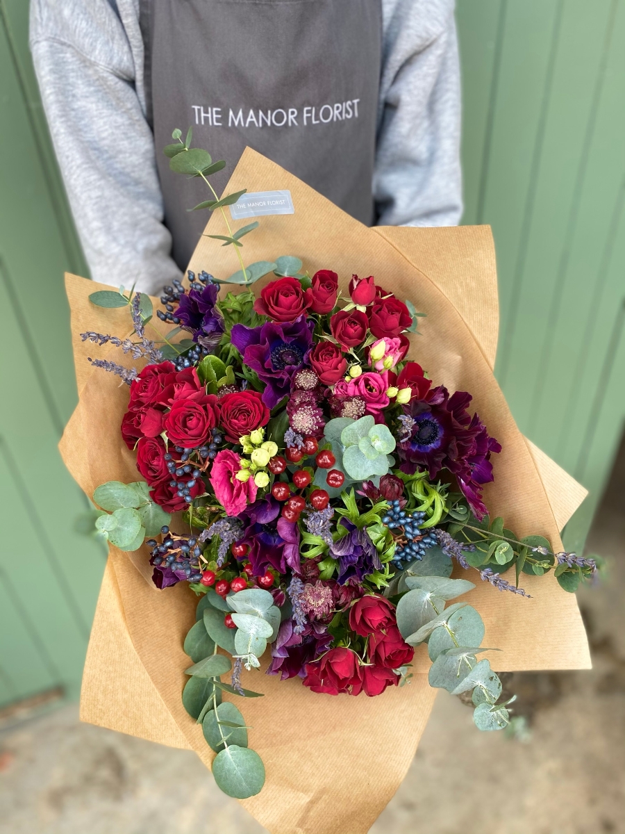 Jewel Handtied