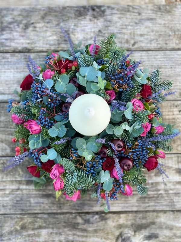 Jewel Chunky Candle Table Arrangement