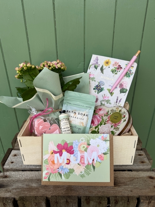 Loveliest Mum Gift Box